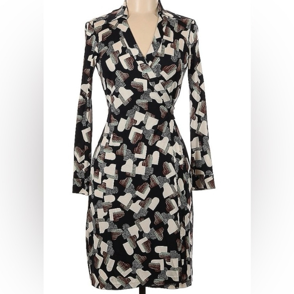 Vintage 100% Silk EUC Diane Von Furstenberg  Wrap Dress